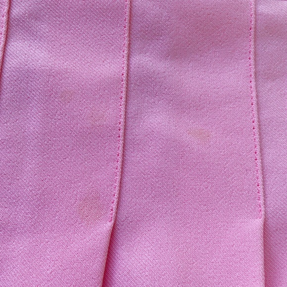 Adorable Baby Pink Pleated Skirt with Built-In Shorts - Picture 3 of 4